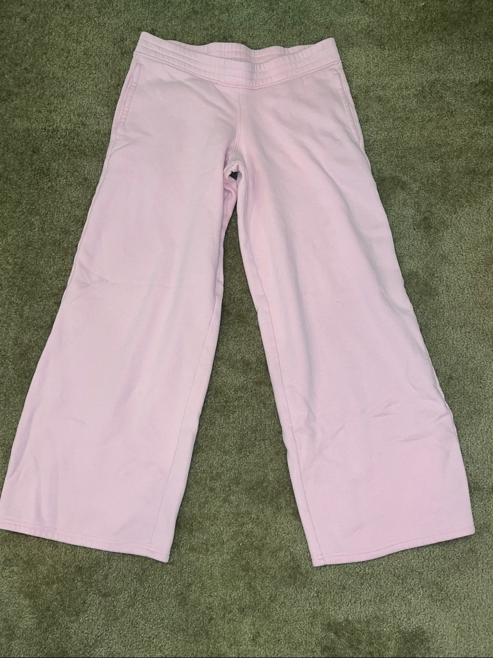 Hollister light pink sweatpants wide leg elastic waist Medium M Short